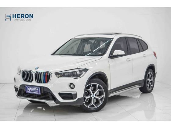 BMW X1 2.0 16V TURBO ACTIVEFLEX SDRIVE20I 4P AUTOMÁTICO BMW X1 2.0 16V TURBO ACTIVEFLEX SDRIVE20I 4P AUTOMÁTICO